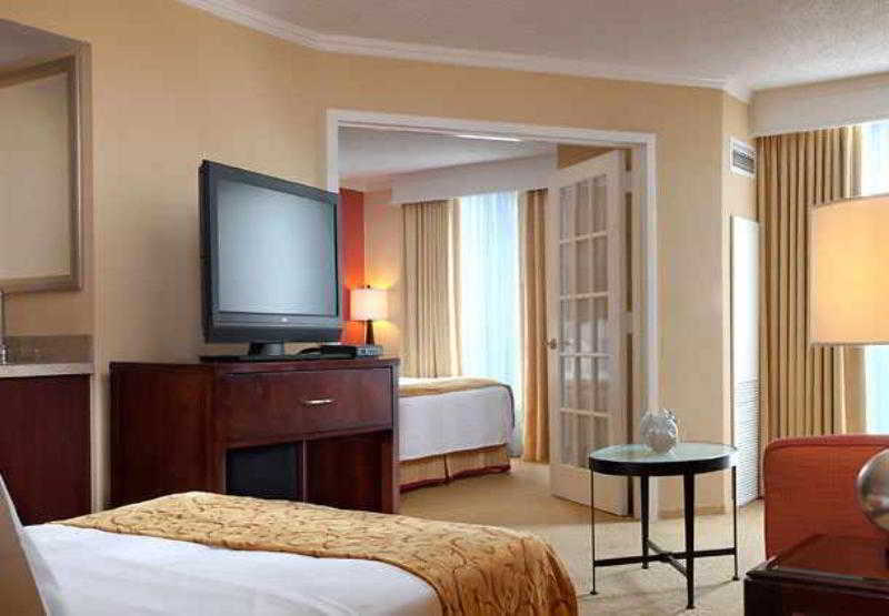 Chicago Marriott Suites O'Hare Rosemont Exterior foto