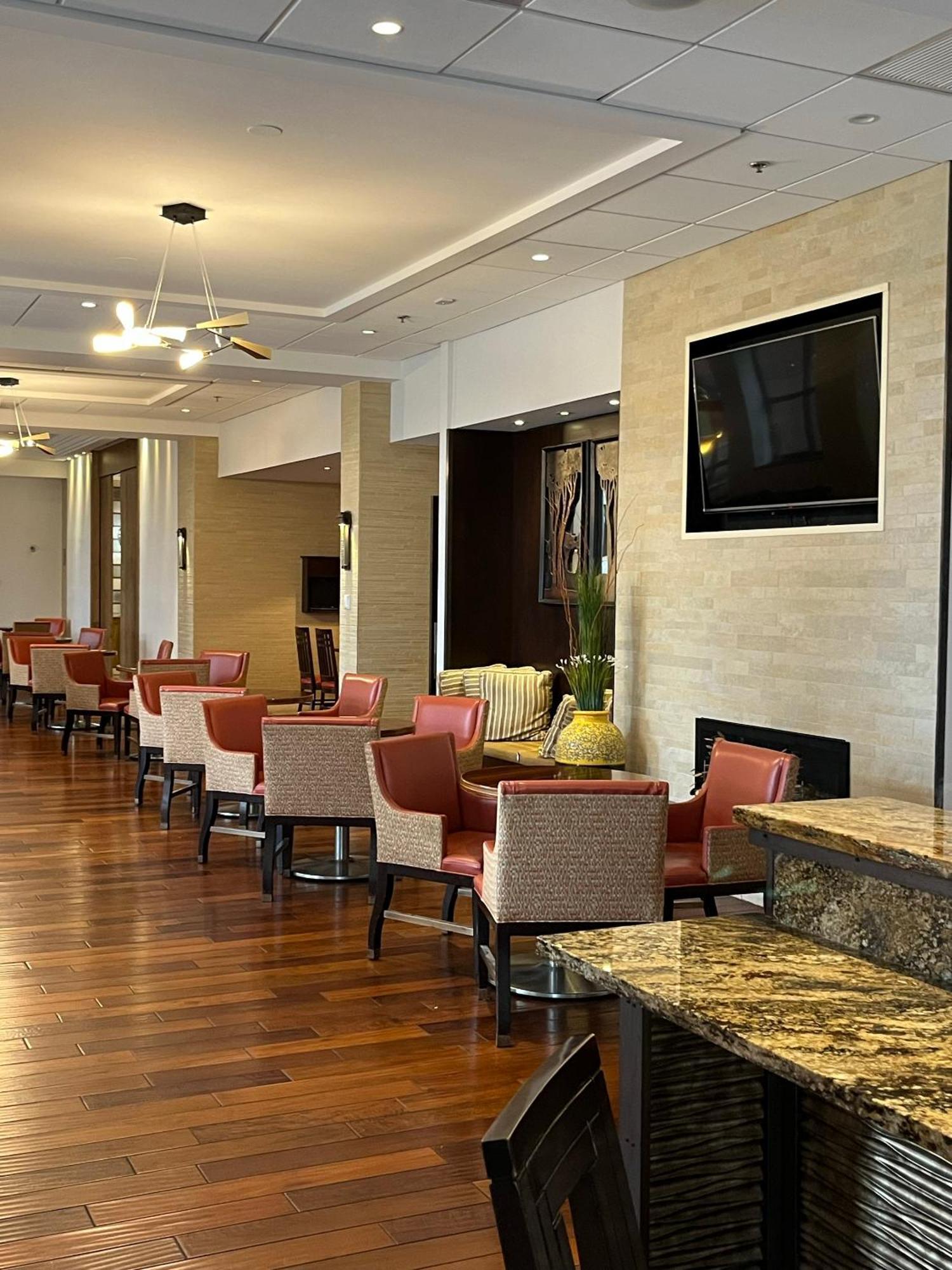 Chicago Marriott Suites O'Hare Rosemont Exterior foto