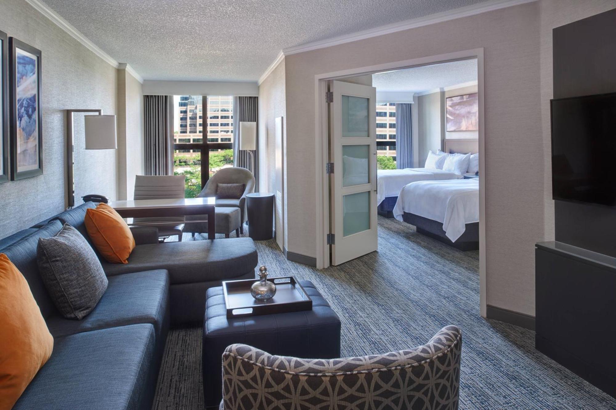 Chicago Marriott Suites O'Hare Rosemont Exterior foto