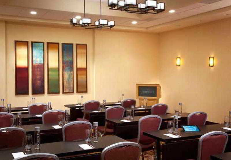 Chicago Marriott Suites O'Hare Rosemont Exterior foto