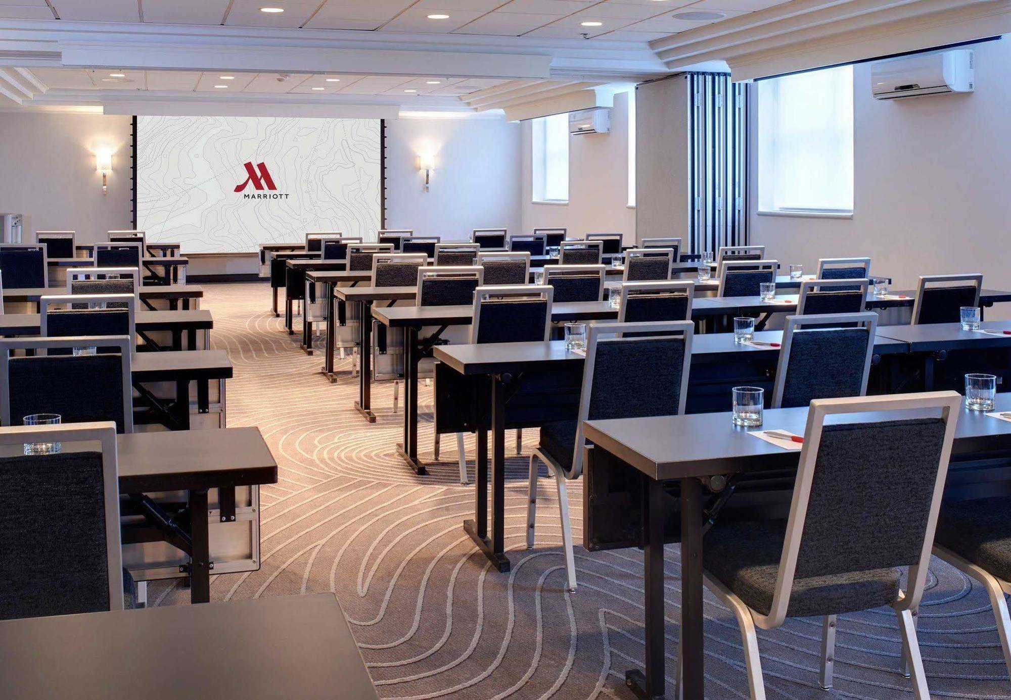 Chicago Marriott Suites O'Hare Rosemont Exterior foto